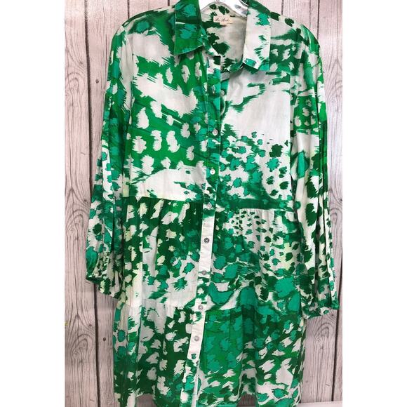 Be Boho Dresses & Skirts - Be Boho Green and White Print Dress Size Medium